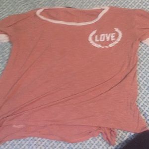 Light T-shirt pink love
